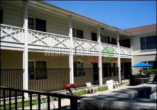 Foto del edificio - 4265 Coldwater Canyon Ave