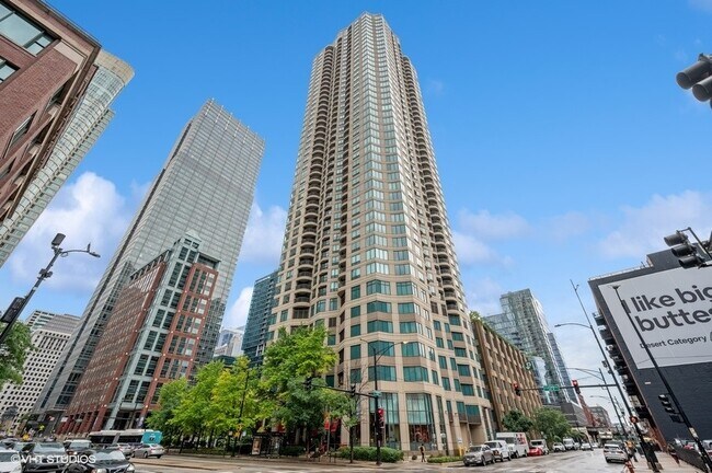 Foto del edificio - 400 N La Salle Dr