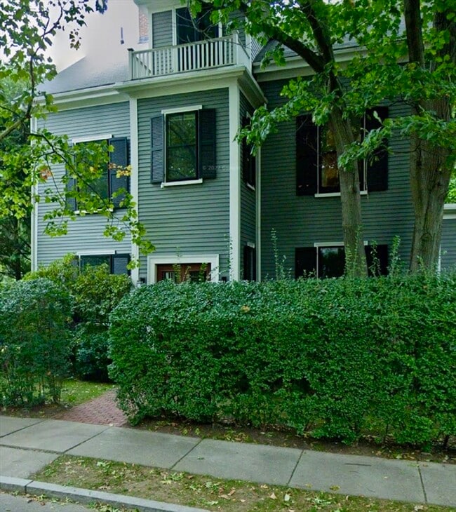 Building Photo - 22 Oakland Rd