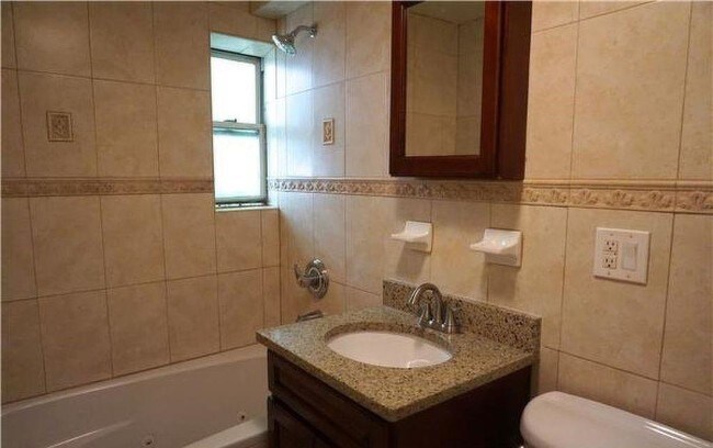 Foto del edificio - 82 Quincy Street