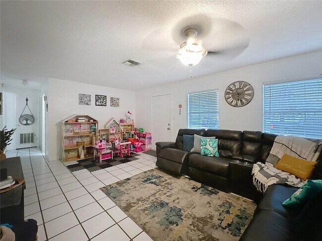Building Photo - 272 Florida Pkwy
