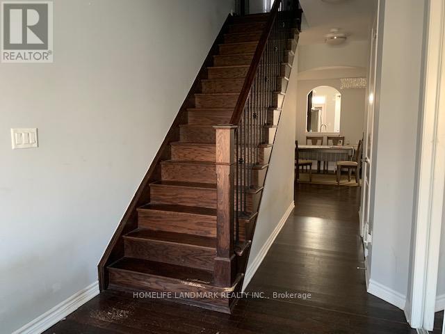 Photo du bâtiment - 127 Buckle Cres