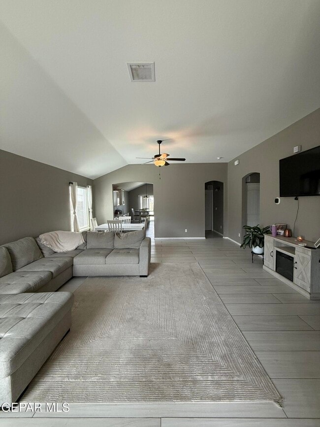Building Photo - 14609 Carlo Alvarado Dr