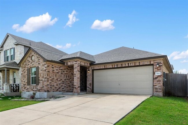 Building Photo - 704 Bailey Park Dr