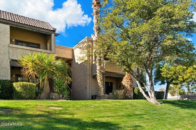 Foto del edificio - 5995 N 78th St