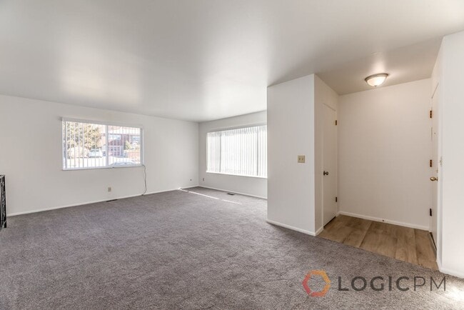 Photo - 2010 S 2600 E Apartment