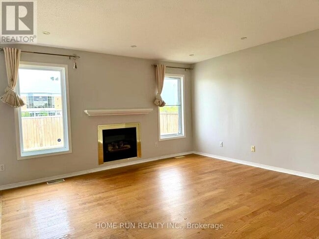 Building Photo - 1 Sandstone Ct