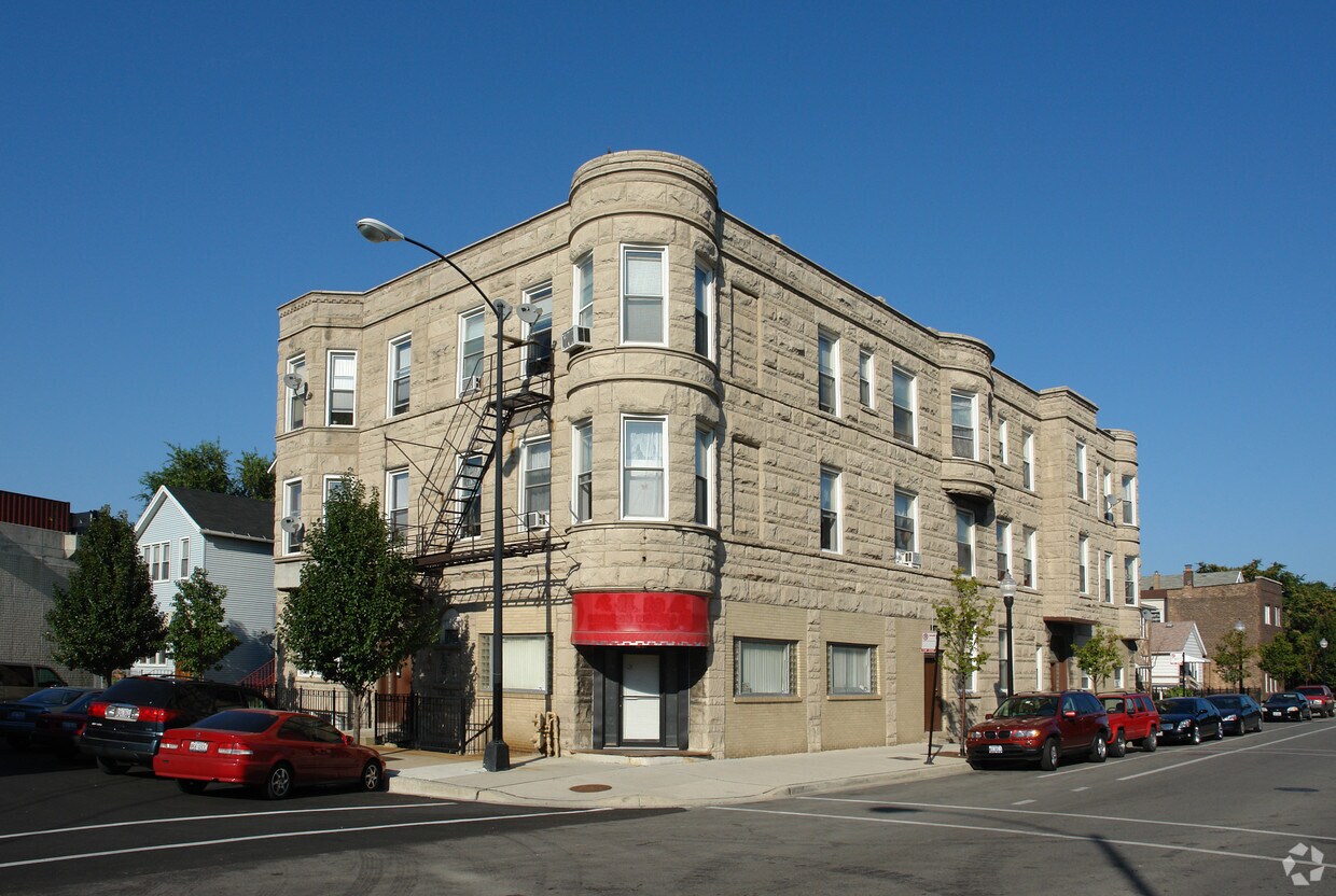 Foto principal - 744 W 26th St