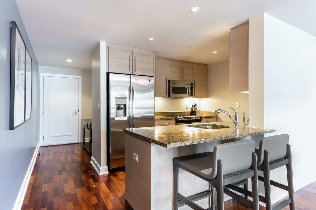 Foto principal - 2116 4th Ave