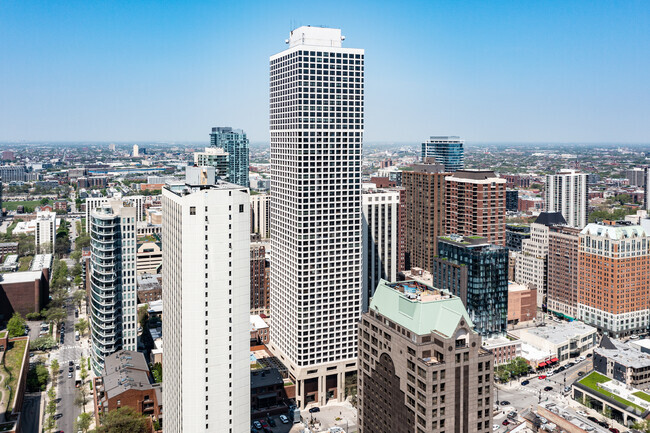 Building Photo - Newberry Plaza