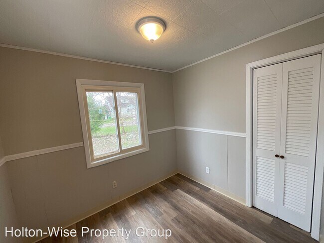 Foto del edificio - 3 br, 1.5 bath House - 19250 Pasnow Avenue