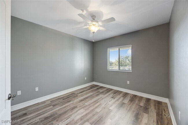 Foto del edificio - 7823 Regal Heron Cir