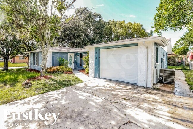 Foto del edificio - 7701 Birchwood Dr