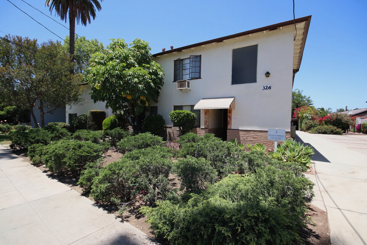 Primary Photo - 326 Pasadena Ave