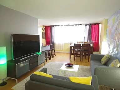 Foto del edificio - 1220 Blair Mill Rd