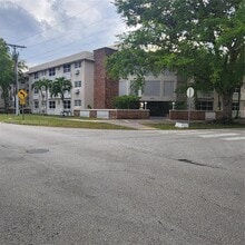 Building Photo - 6580 Santona St