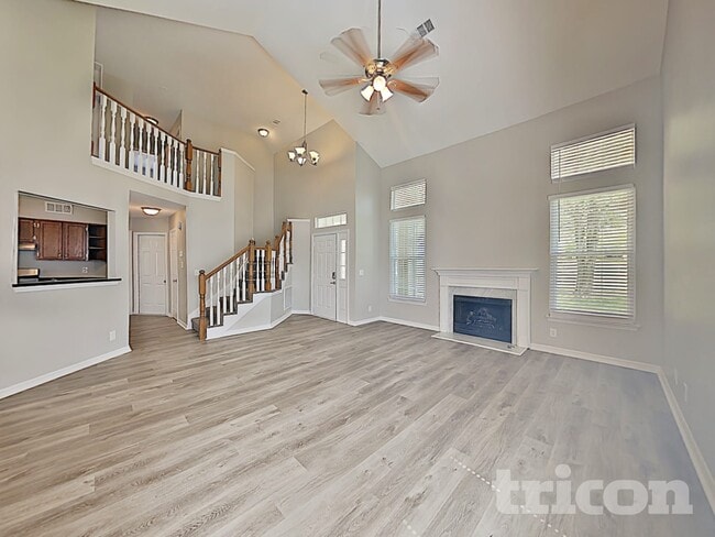 Building Photo - 304 Park Glen Dr