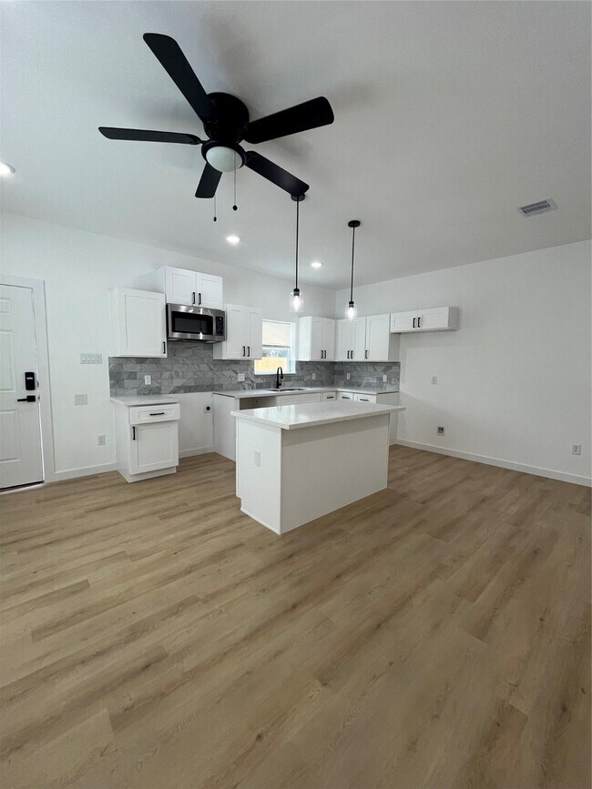 Foto del edificio - 8605 Wileyvale Rd