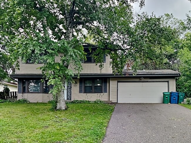 Building Photo - 3405 Ensign Ave N