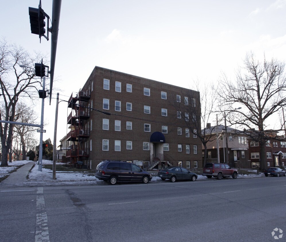 Primary Photo - 800 S 16th St