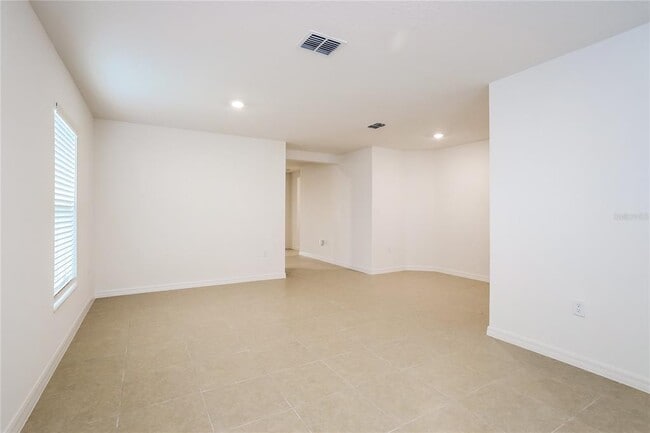 Foto del edificio - 1677 Hideaway Flat St