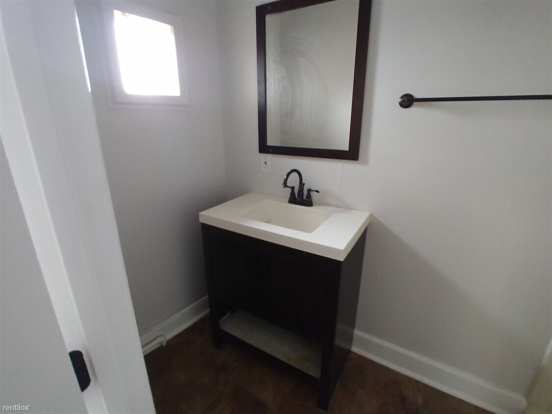 1 br, 1 bath - 1133 N Wisconsin St Apt 2 - 1 br, 1 bath  - 1133 N Wisconsin St Apt 2