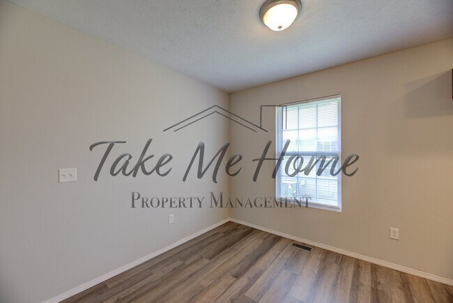 Foto del edificio - 3 Bedroom in Republic!