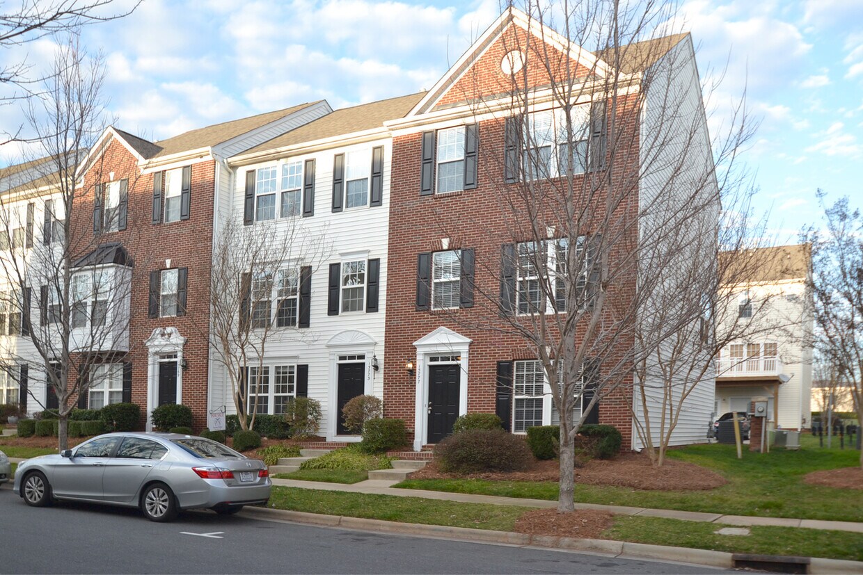 15777 Castle Watch Ave, Charlotte, NC 28277 House Rental in Charlotte