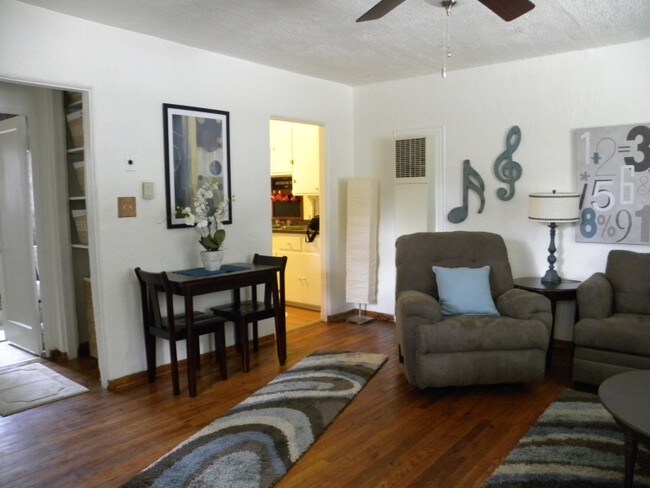 Living Room, another view - 1107 N Auburn Ave