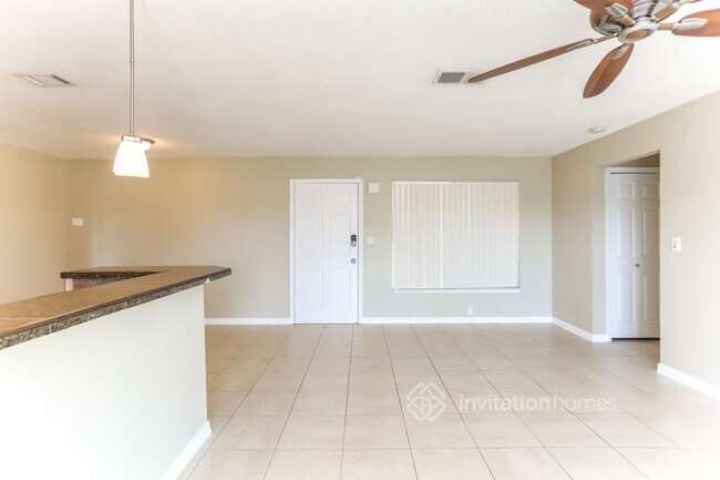 Foto del edificio - 8410 NW 24th Pl