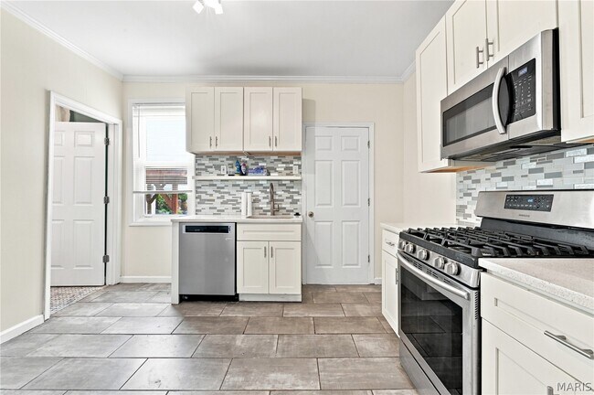 Foto del edificio - 5446 Christy Ave