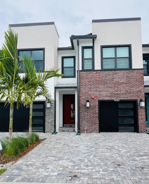 Foto del edificio - 8362 NW 7th Pl