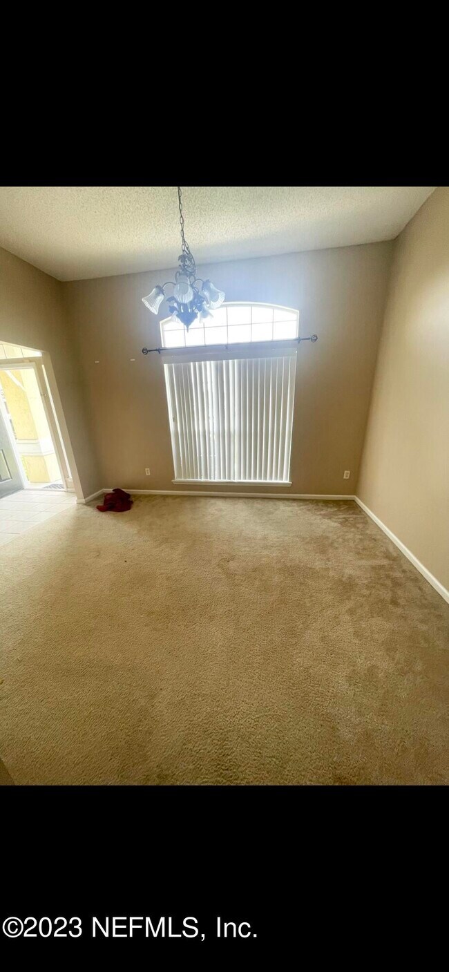 Foto del edificio - 1327 Spanish Needles Ct