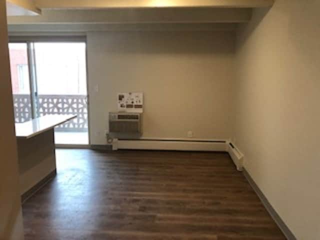 Building Photo - 800 Emerson