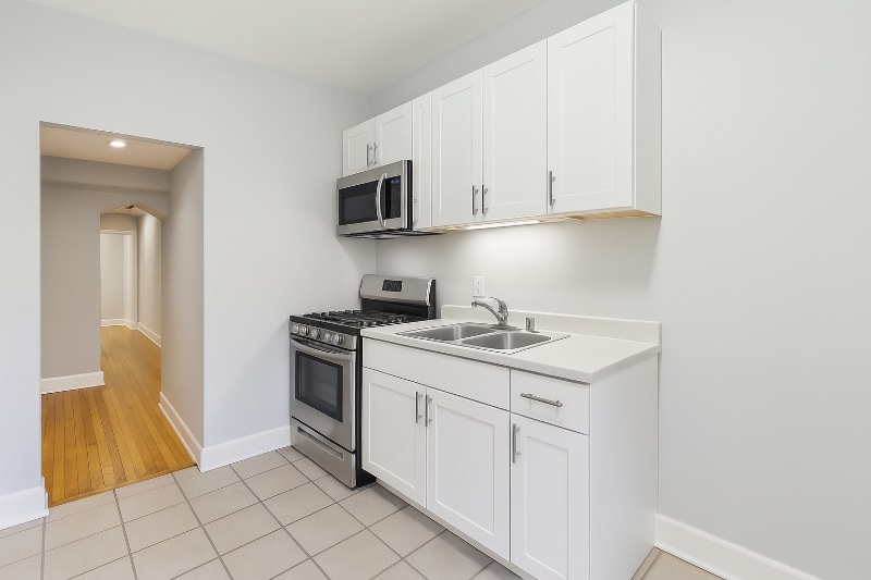 Foto principal - 8045 S Maryland Ave