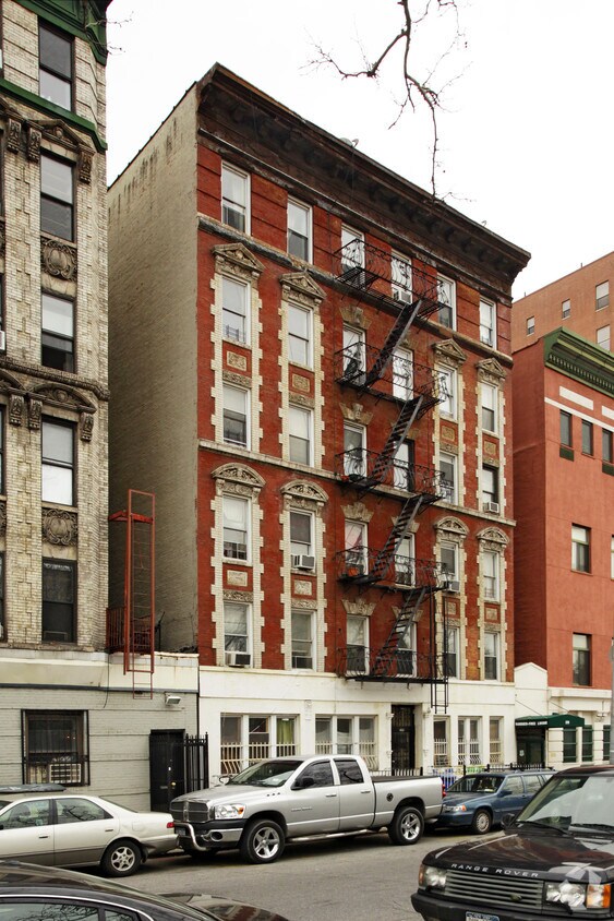 Primary Photo - 264 E Second St