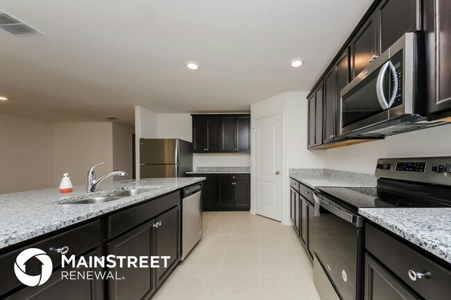 Foto del edificio - 1350 Brenway Dr