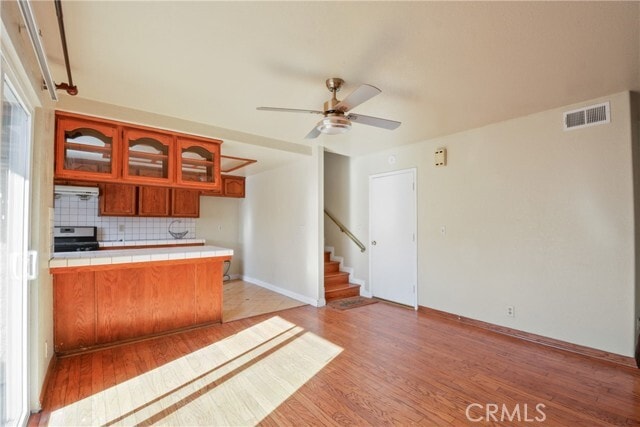 Foto del edificio - 4438 W 165th St