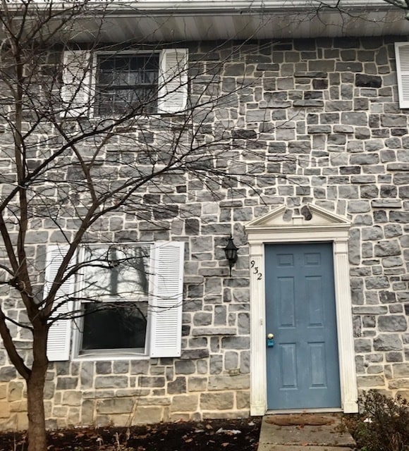 Building Photo - 932 Grantham Rd