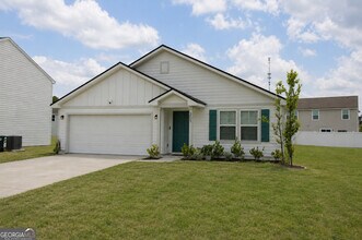 Building Photo - 205 Landing Blvd