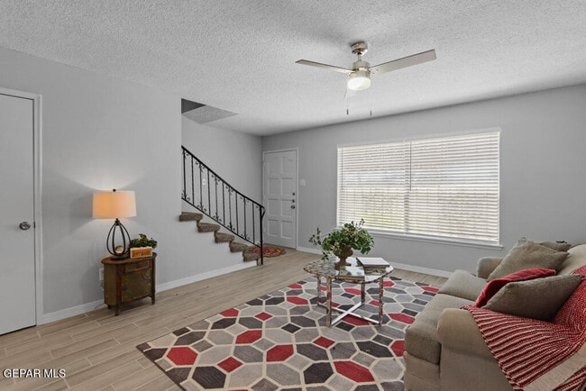 Building Photo - 6700 Escondido Dr
