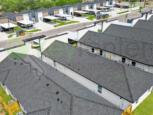 Foto del edificio - Brand New! SUPER LOW Move-In Price