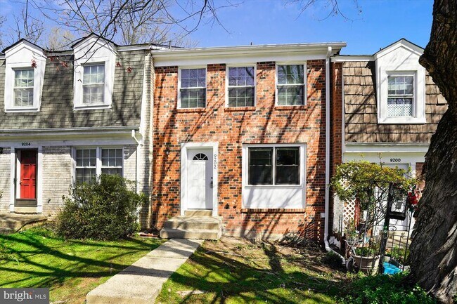 Foto del edificio - 9202 Sprucewood Rd