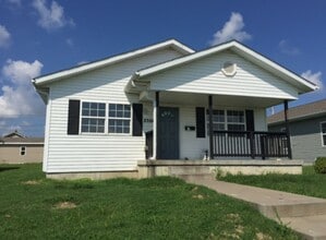 Building Photo - 2324 Kentucky Ave