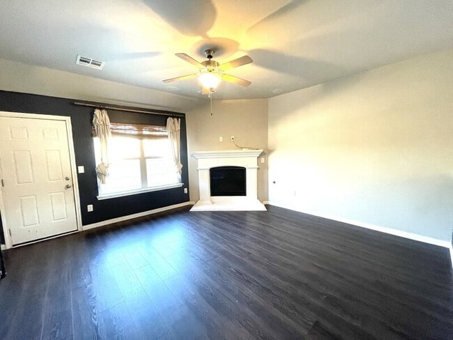 Building Photo - 14833 Gravity Falls Ln