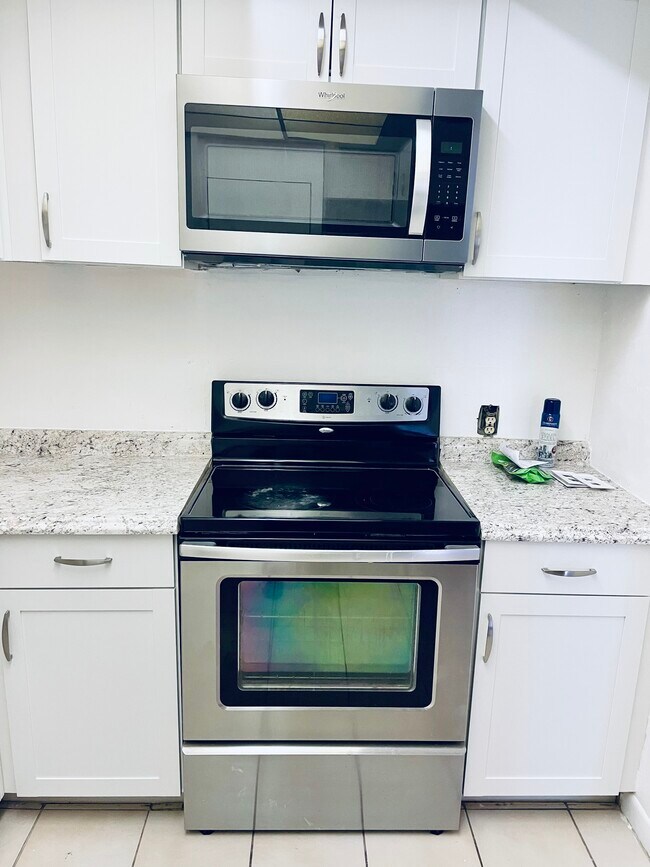 Kitchen 1 - 2500 Coral Springs Dr
