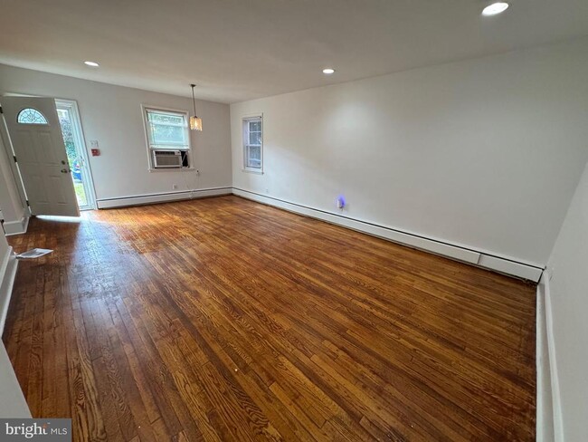 Foto del edificio - 2323 S Parkview Ave