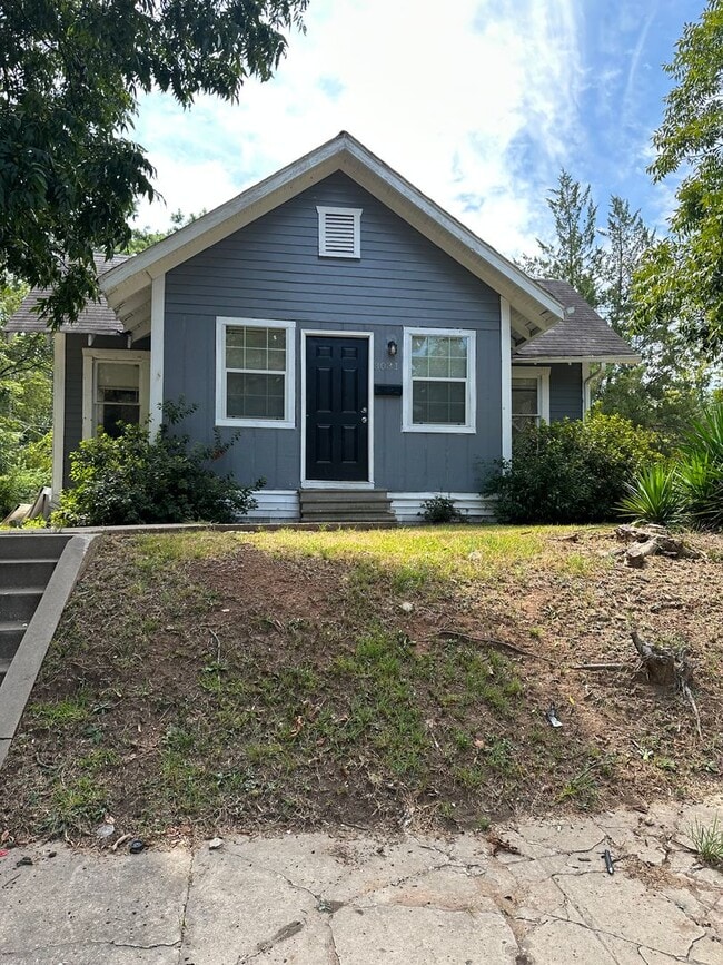Building Photo - 3031 Catherine St