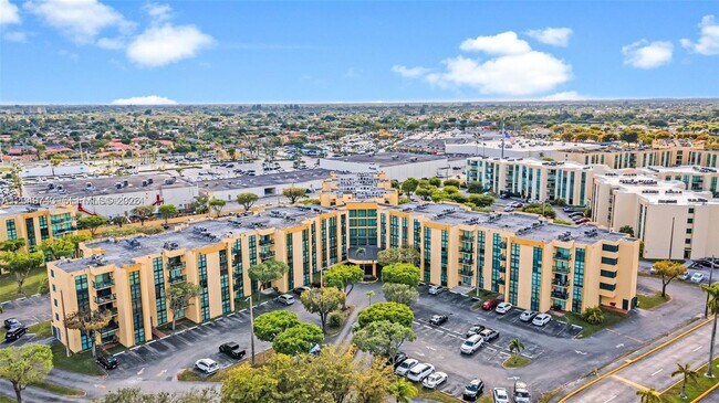 Building Photo - 11800 SW 18th St
