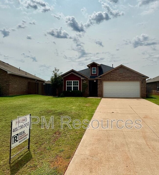 Building Photo - 2705 Sugar Pne Dr